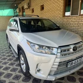 Toyota Highlander 2019