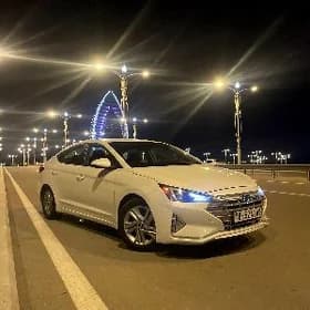 Hyundai Elantra 2020