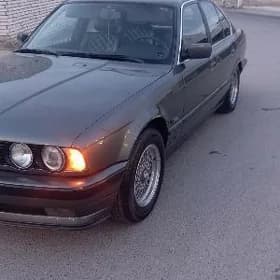 BMW 525 1990