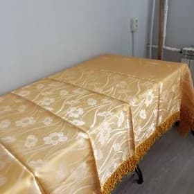Скатерть атласная новая