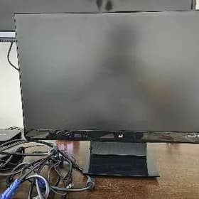 monitor 23
