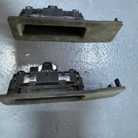 кнопка багажника BMW F10 и F30