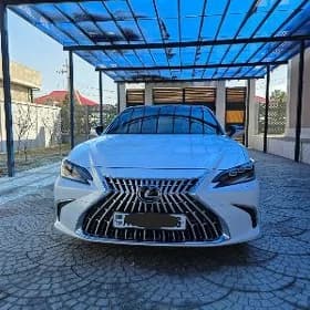 Lexus ES 350 2023
