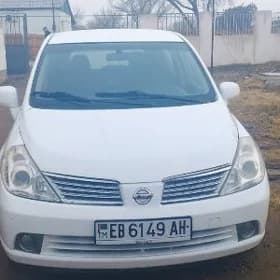 Nissan Versa 2010
