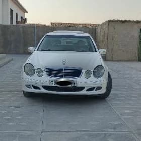 Mercedes-Benz E320 2004