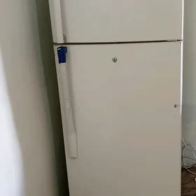 LG холодилник