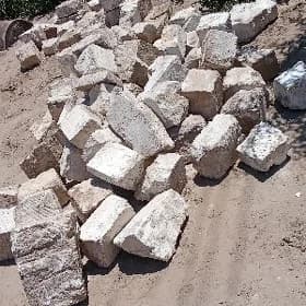 daş