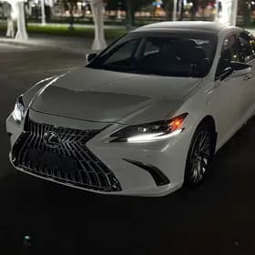 Lexus ES 350 2020