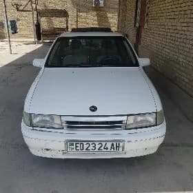 Opel Vectra 1990