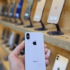 iPhone XS Silver 🔋78 %