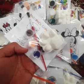 Gips figura renlenyan