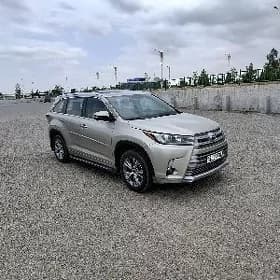Toyota Highlander 2016