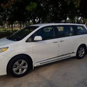 Sienna Taxi