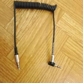 AUX kabel.