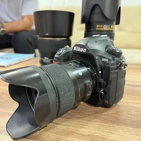 NIKON D850