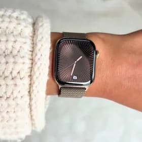 Apple Watch 11 Stainless Gold