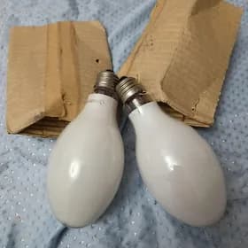 lampa, прожектор