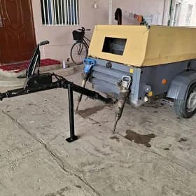 JCB 3CX Compact 2023