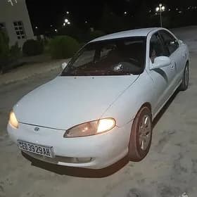 Hyundai Elantra 1998