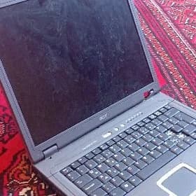 ACER kompýuter