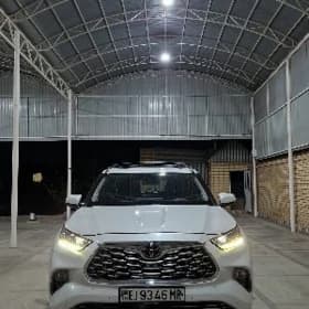 Toyota Highlander 2022