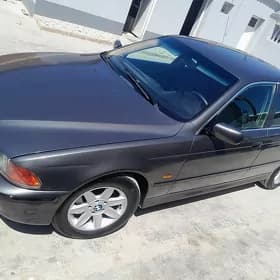 BMW E39 2000