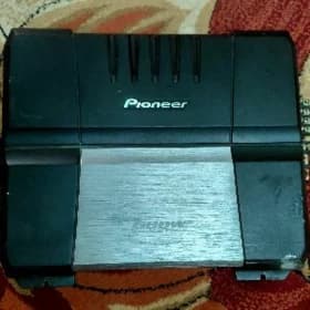 Usilitel 600w