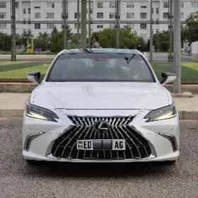 Lexus ES 350 2022