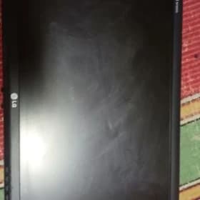 Kompyuter monitor VGA