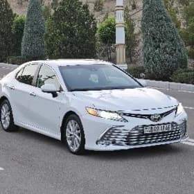 Toyota Camry 2022