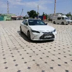 Lexus ES 350 2020