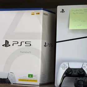 PlayStation 4slim