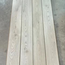 Laminant pol