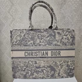 dior sumka