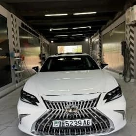 Lexus ES 350 2023