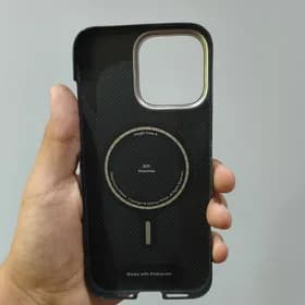 iPhone 16 pro max cehol PiTaka