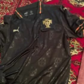 Portugal puma futbol eşigi
