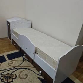 Продаю матрас, кровать бесплат