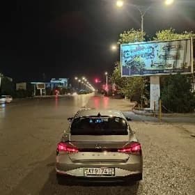 Hyundai Elantra 2021