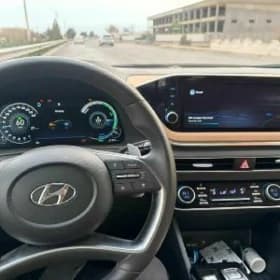 Hyundai Sonata Hybrid 2022