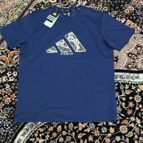 Adidas oursize Futbolka