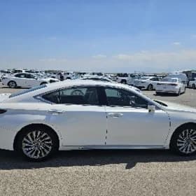 Lexus ES 350 2019