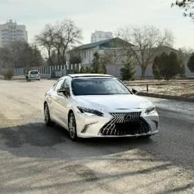 Lexus ES 350 2020
