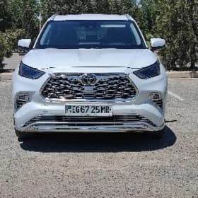 Toyota Highlander 2022