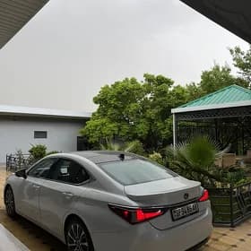 Lexus ES 350 2021