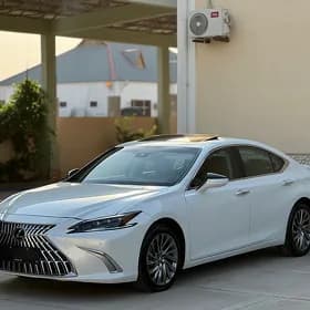 Lexus ES 350 2020