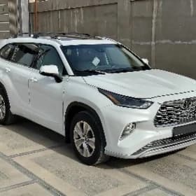 Toyota Highlander 2022
