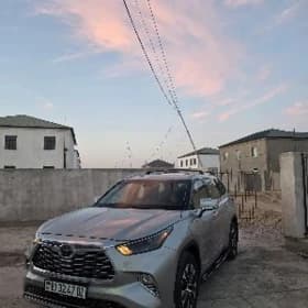 Toyota Highlander 2022