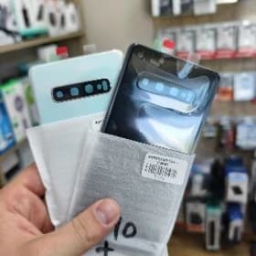 Samsung S10+ Kryska