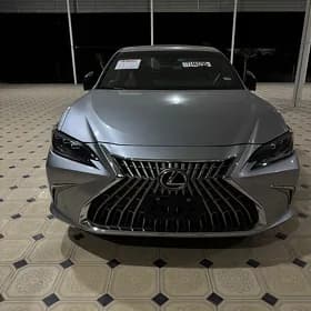 Lexus ES 350 2022